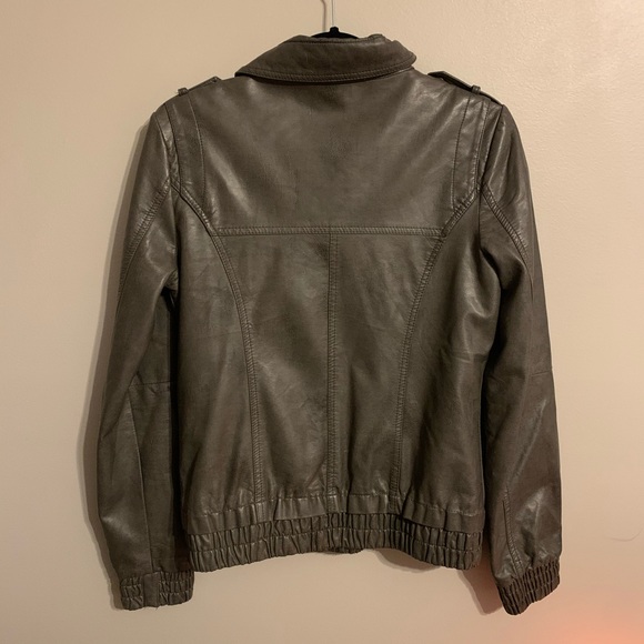 Med Kismet high neck grey faux leather jacket - Picture 3 of 14